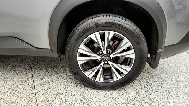 2023 Nissan Rogue FWD SV - 23089461 - 8