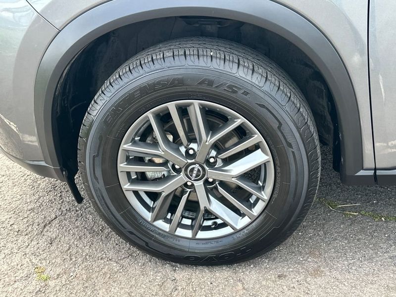 2023 Nissan Rogue S - 23008500 - 11
