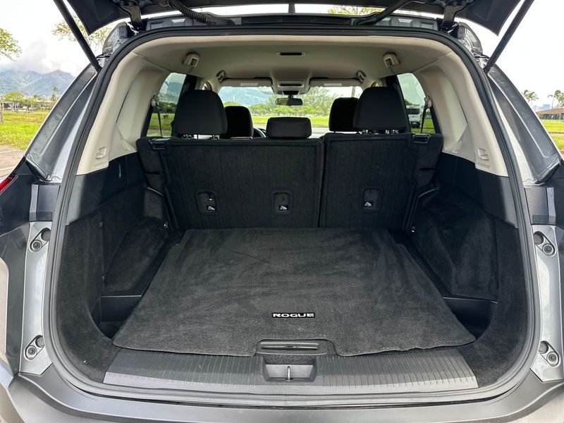 2023 Nissan Rogue S - 23008500 - 19