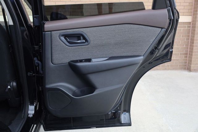 2023 Nissan Rogue S - 23064950 - 18