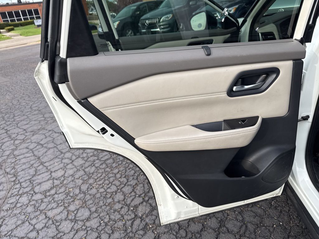 2023 Nissan Rogue SL - 23015841 - 17