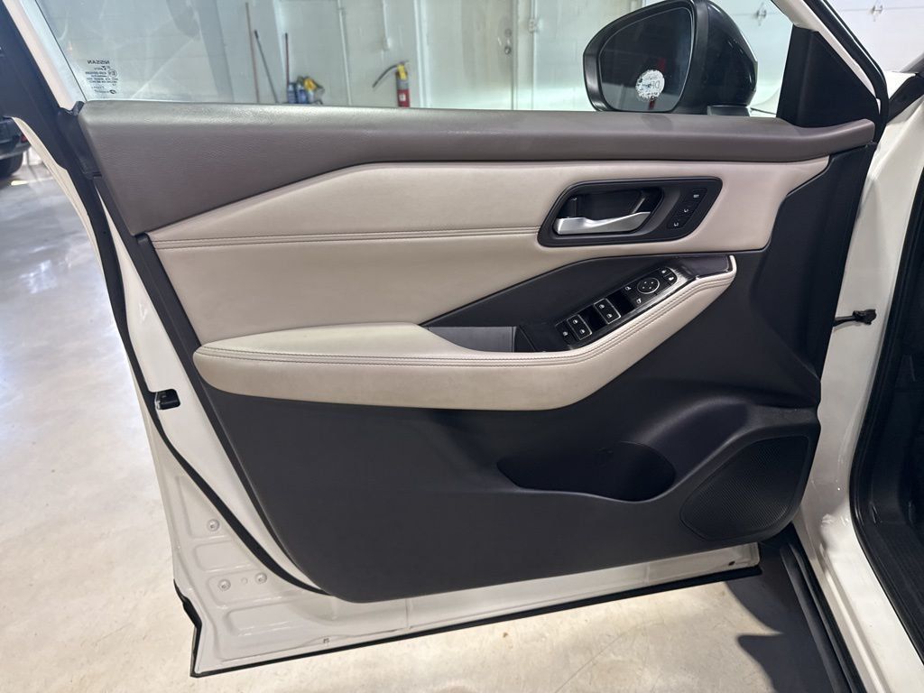 2023 Nissan Rogue SL - 23015841 - 30
