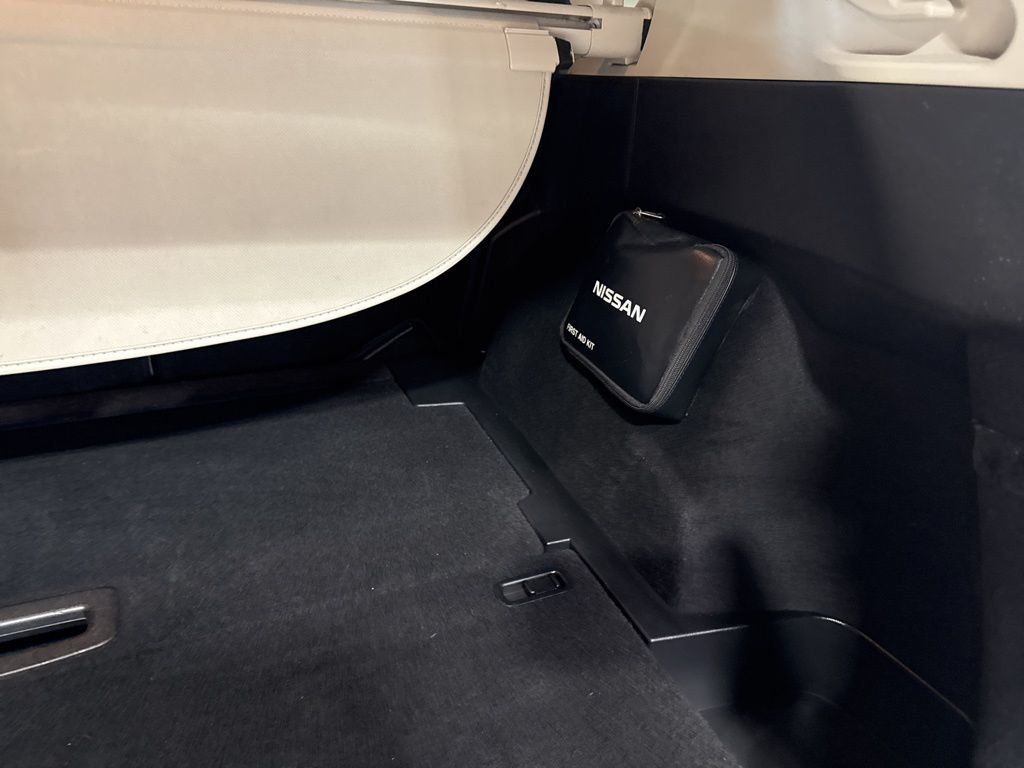 2023 Nissan Rogue SL - 23015841 - 38