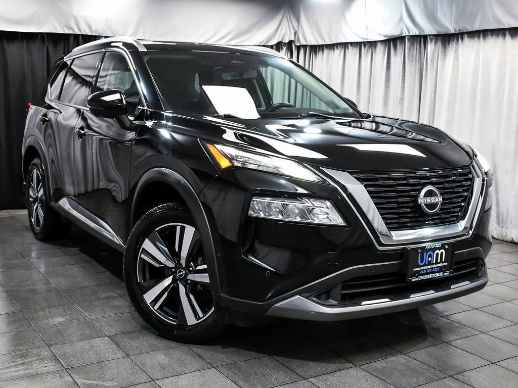 2023 Nissan Rogue SL photo 2