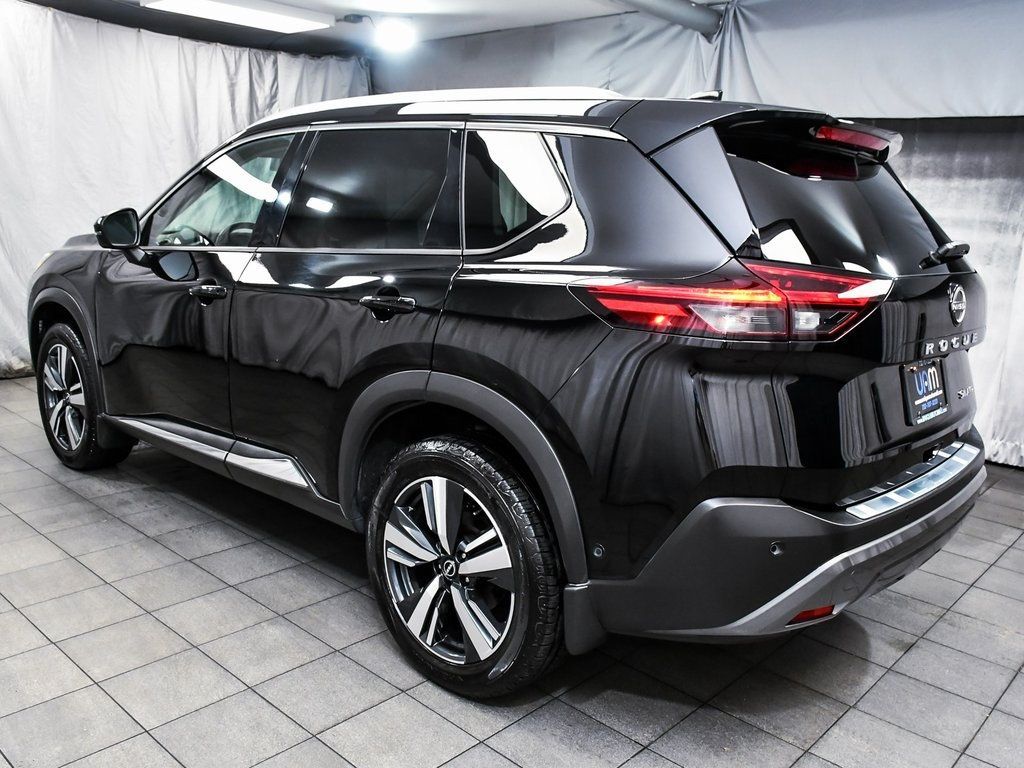 2023 Nissan Rogue SL photo 3