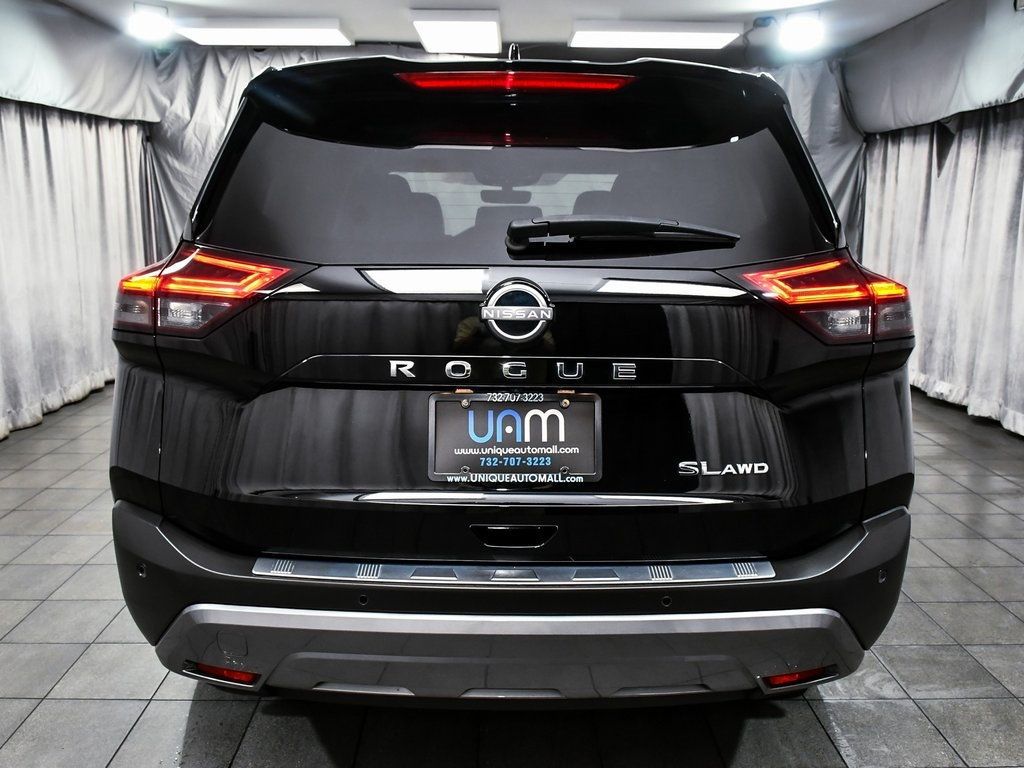 2023 Nissan Rogue SL photo 4