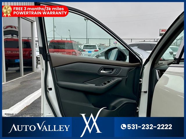 2023 Nissan Rogue SL (2023.5) Sport Utility 4D - 22953246 - 11