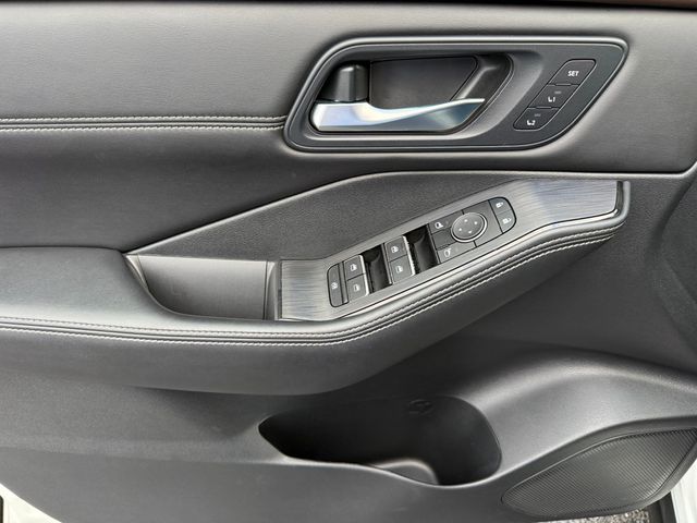 2023 Nissan Rogue SL AWD - 22982901 - 25