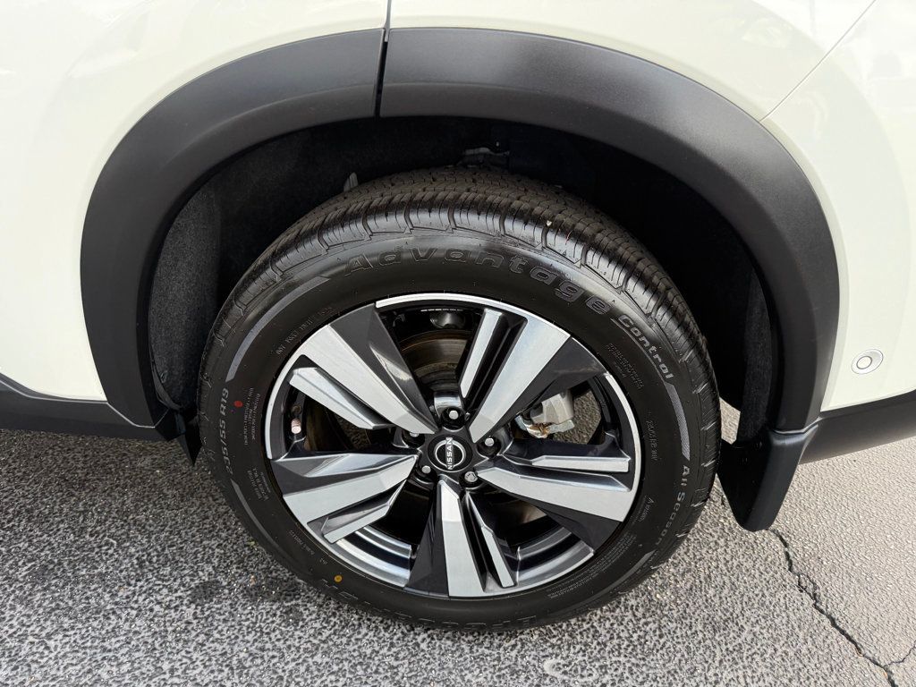 2023 Nissan Rogue SL AWD - 22982901 - 42