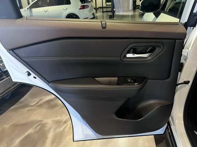 2023 Nissan Rogue SL/AWD/PrmPkg/SLPkg/ProPilotAssist/Bose/360Cam/Sunroof/19"Wheels - 23080250 - 13
