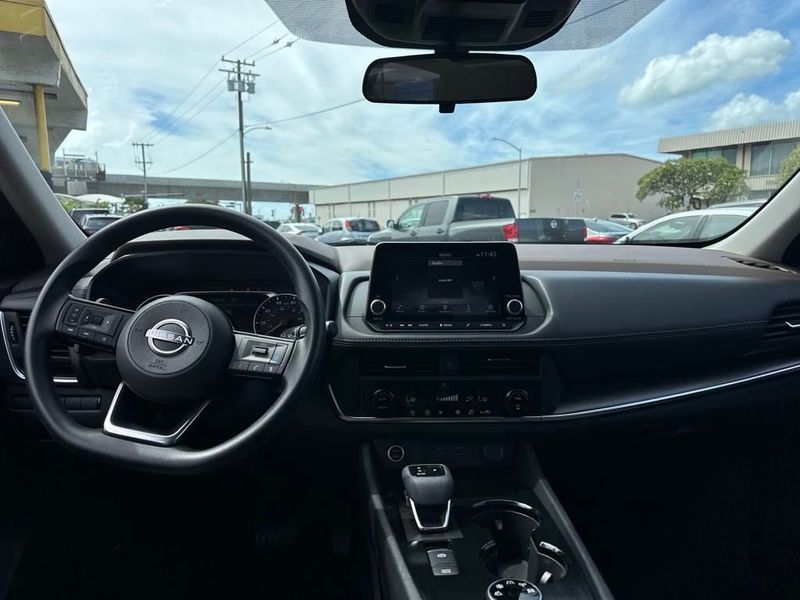 2023 Nissan Rogue SV - 22929213 - 13
