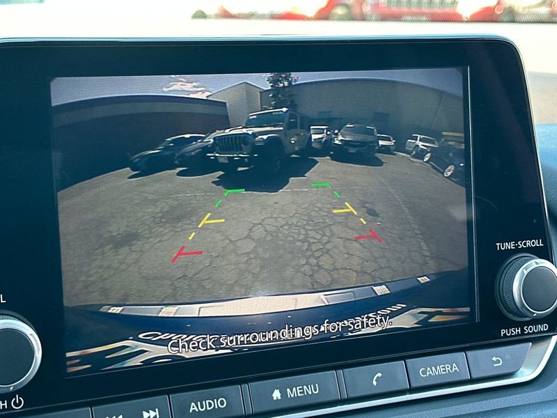 2023 Nissan Rogue SV - 22988812 - 16