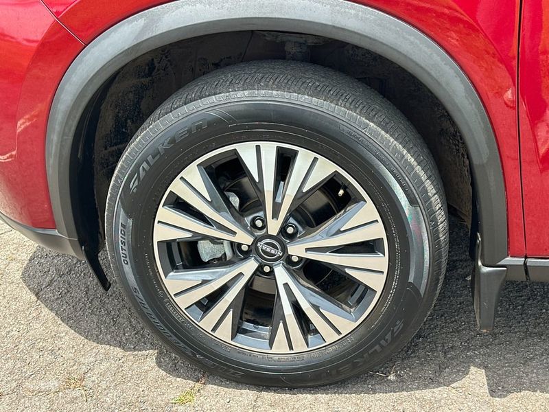 2023 Nissan Rogue SV - 22999840 - 11