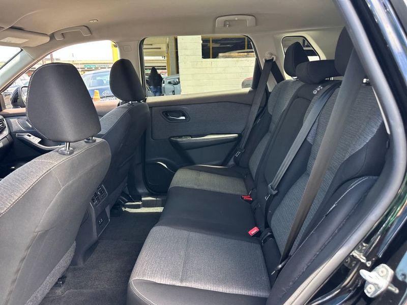 2023 Nissan Rogue SV - 23028112 - 14
