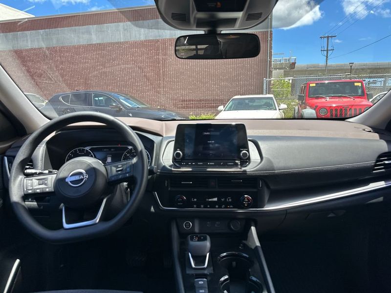 2023 Nissan Rogue SV - 23039615 - 13