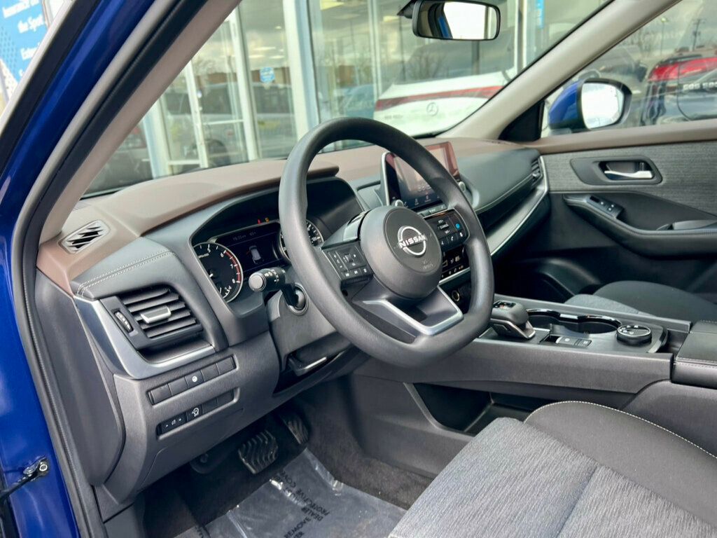 2023 Nissan Rogue SV - 23008575 - 12