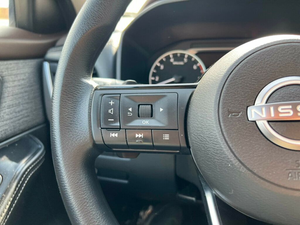 2023 Nissan Rogue SV - 23008576 - 18