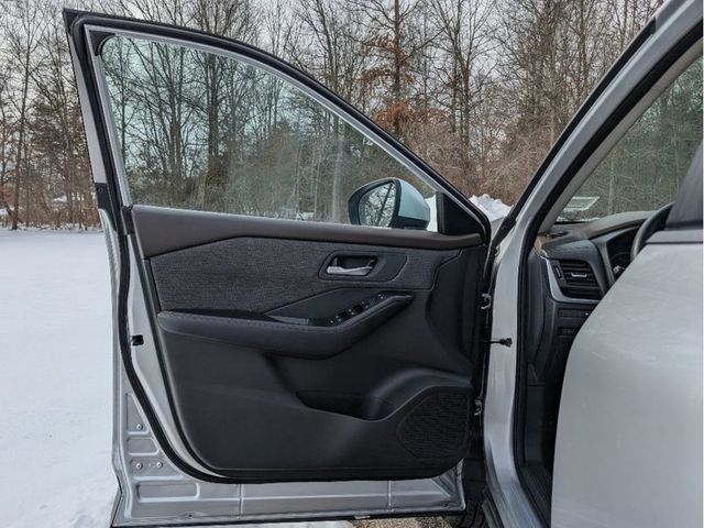 2023 Nissan Rogue SV - 22981773 - 8