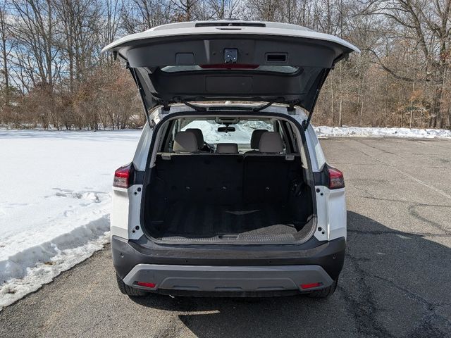 2023 Nissan Rogue SV - 22981776 - 6