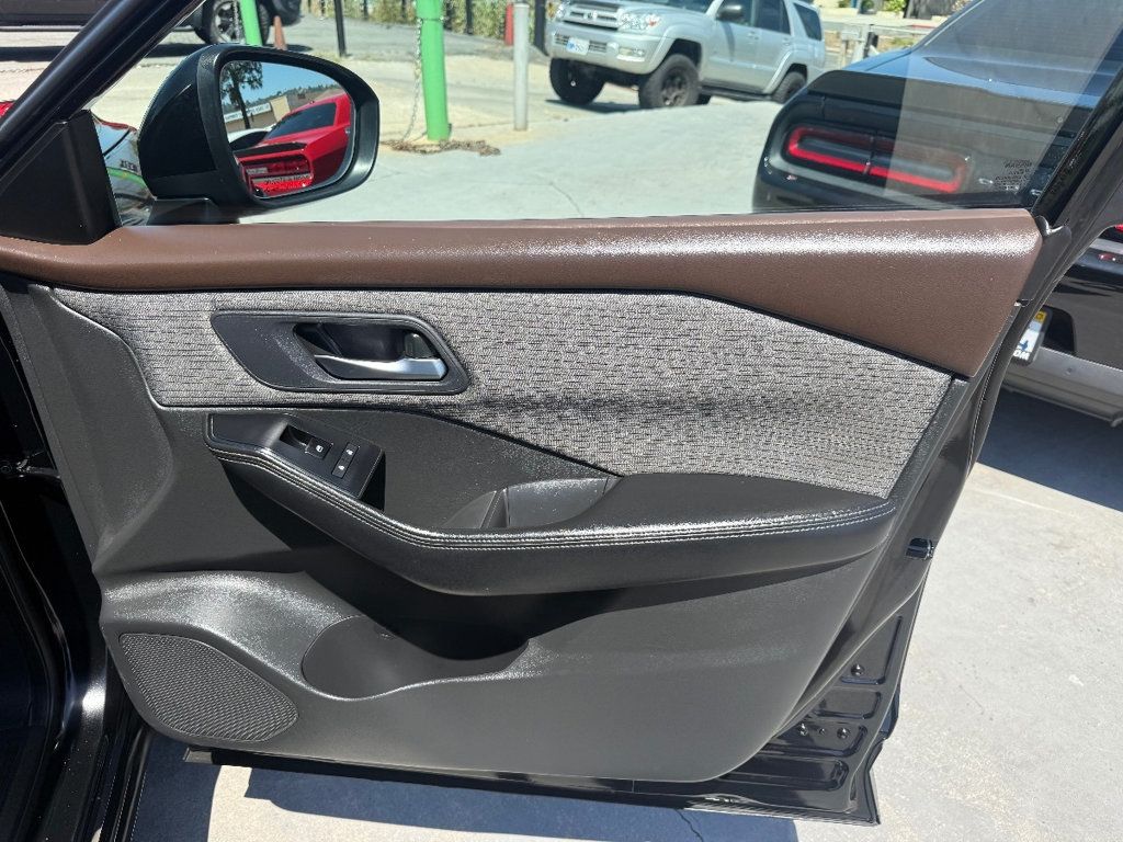 2023 Nissan Rogue SV - 22883971 - 15