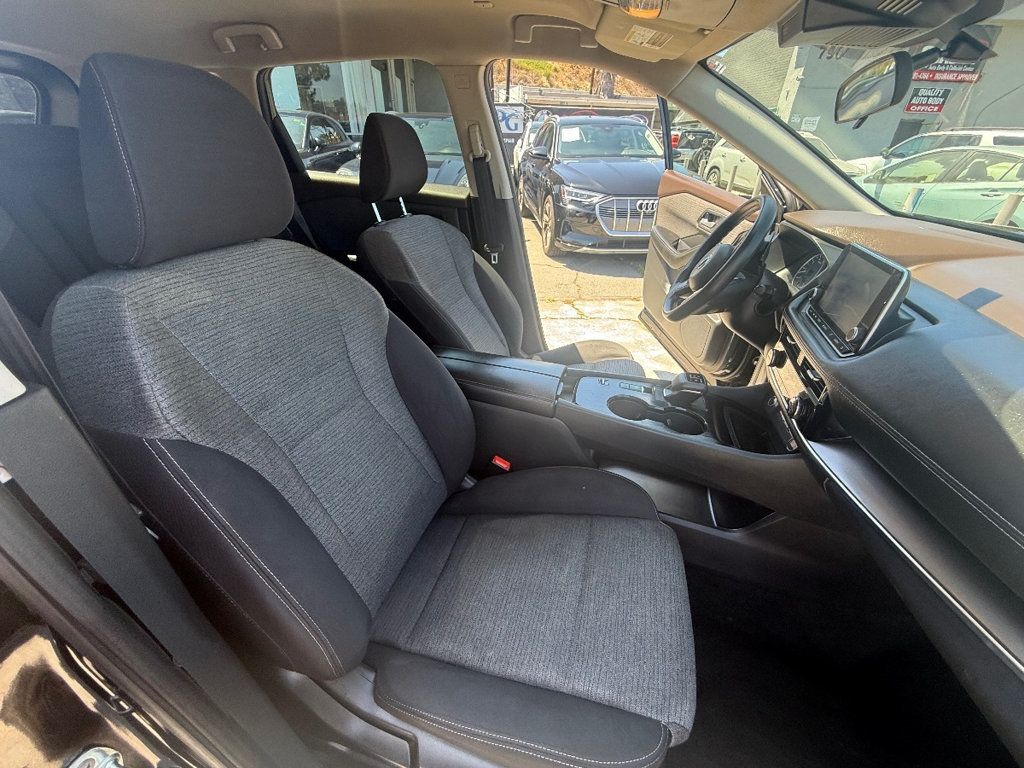 2023 Nissan Rogue SV - 22883971 - 17