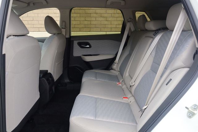 2023 Nissan Rogue SV - 23064954 - 18