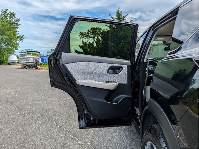 2023 Nissan Rogue SV - 23030388 - 10