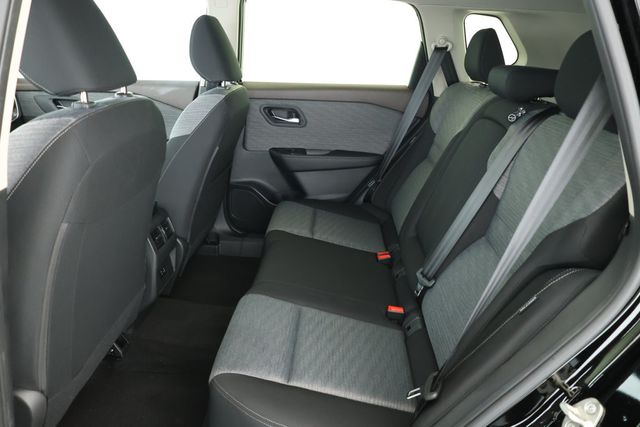 2023 Nissan Rogue SV - 22928780 - 18