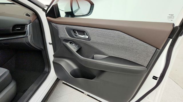 2023 Nissan Rogue SV - 22944706 - 24