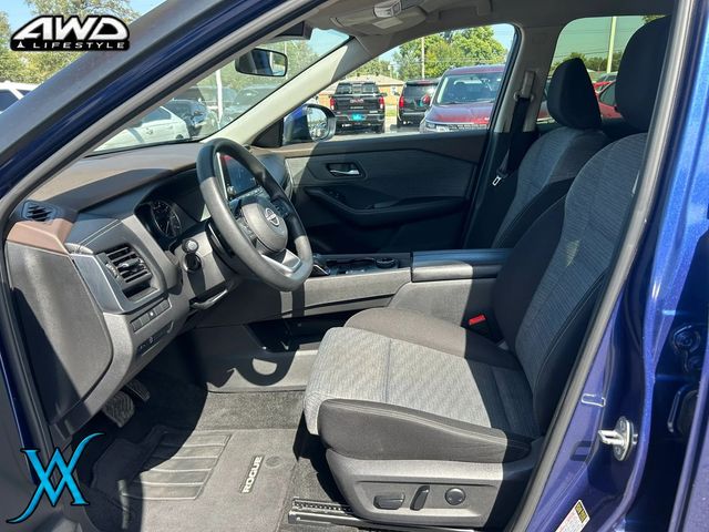 2023 Nissan Rogue SV (2023.5) Sport Utility 4D - 23084326 - 10