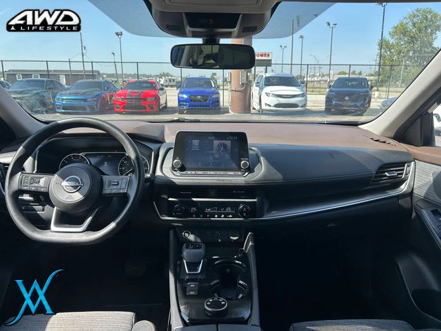 2023 Nissan Rogue SV (2023.5) Sport Utility 4D - 23084326 - 31