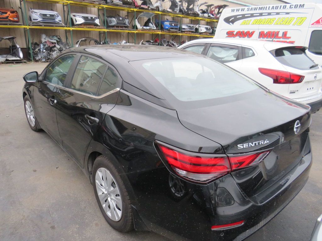 2023 Nissan Sentra S photo 4