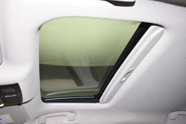 2023 Nissan Sentra SR CVT - 22948082 - 17