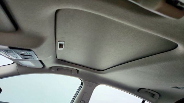 2023 Nissan Sentra SR CVT with Premium Package - 22957533 - 9