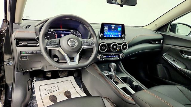 2023 Nissan Sentra SR CVT w/ Premium Package, Bose 8-Speaker Audio & Moonroof - 23097945 - 13