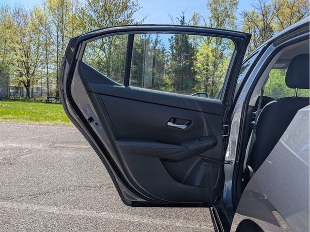 2023 Nissan Sentra SV CVT - 23024513 - 10