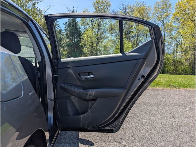 2023 Nissan Sentra SV CVT - 23024513 - 11