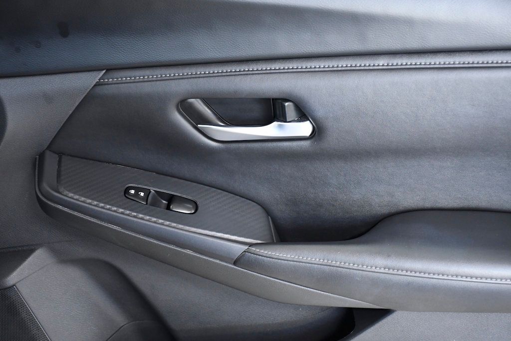 2023 Nissan Sentra SV CVT - 22822075 - 17