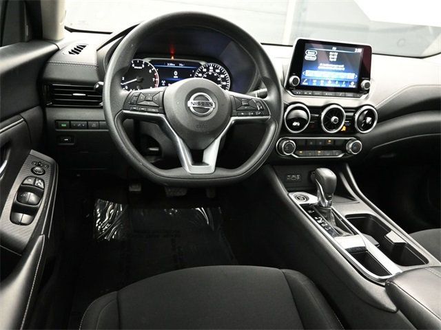 2023 Nissan Sentra SV photo 13