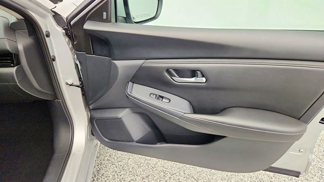 2023 Nissan Sentra SV CVT with All-Weather Package - 22965772 - 24