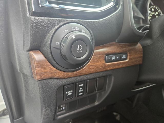 2023 Nissan Titan  - 23031405 - 15