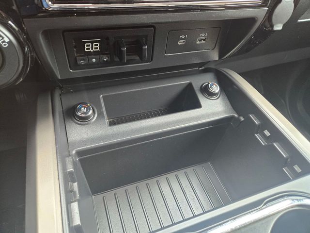 2023 Nissan Titan  - 23031405 - 20