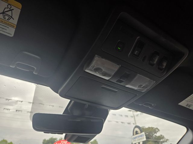 2023 Nissan Titan  - 23031405 - 23