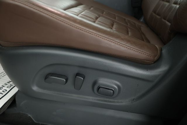 2023 Nissan Titan 4x4 Crew Cab Platinum Reserve with Utility & Moonroof Packages - 22931962 - 8