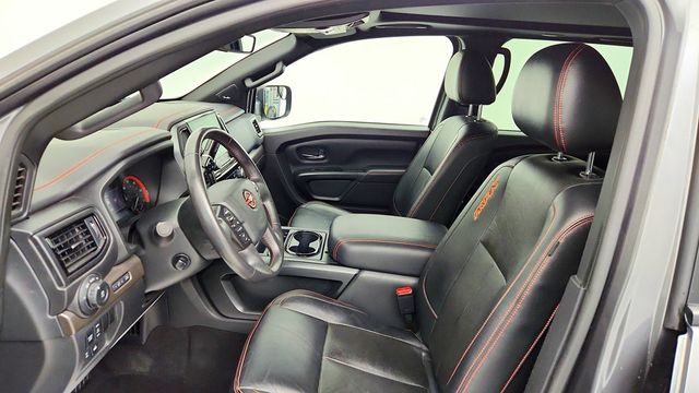 2023 Nissan Titan 4x4 Crew Cab PRO-4X w/ Convenience & Utility Pkgs - 23084898 - 19