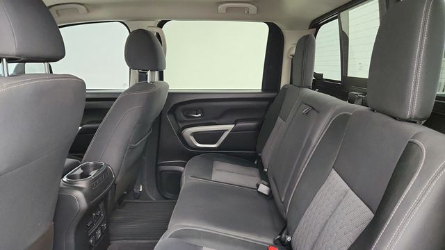 2023 Nissan Titan 4x4 Crew Cab SV - 22943198 - 19