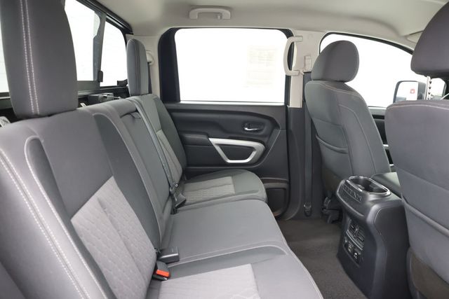 2023 Nissan Titan 4x4 Crew Cab SV with Convenience, Utility, Chrome & Tow Packages - 22954530 - 20