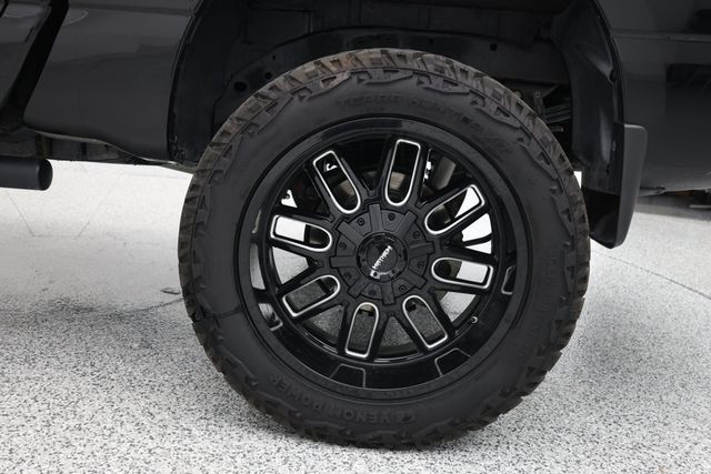 2023 Nissan Titan 4x4 Crew Cab SV with Convenience, Utility, Chrome & Tow Packages - 22954530 - 6