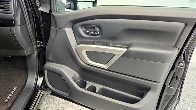 2023 Nissan Titan 4x4 Crew Cab SV with Convenience, Utility & Tow Packages - 22965771 - 24