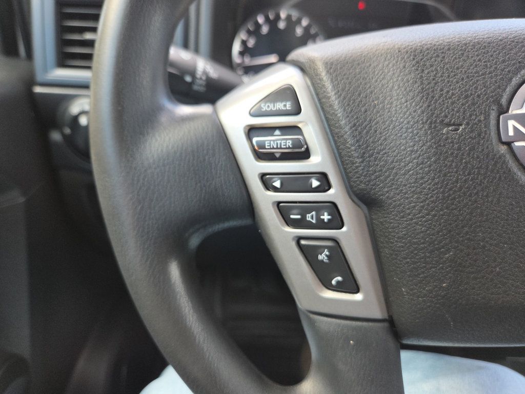 Nissan Titan photo 30